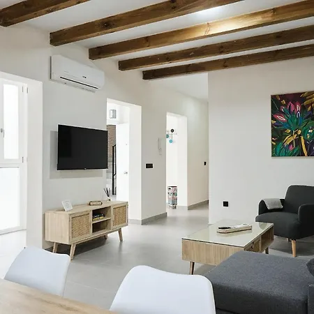 Apartment Surfside Candela Little *