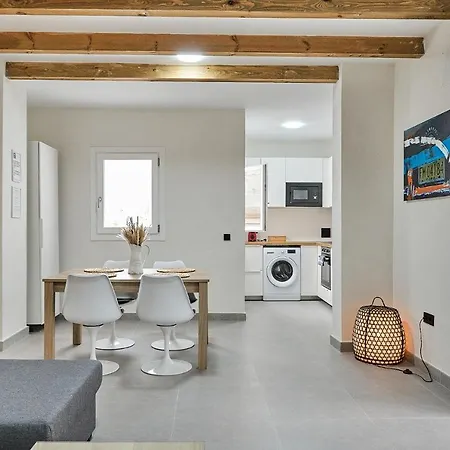 Surfside Candela Little Apartment